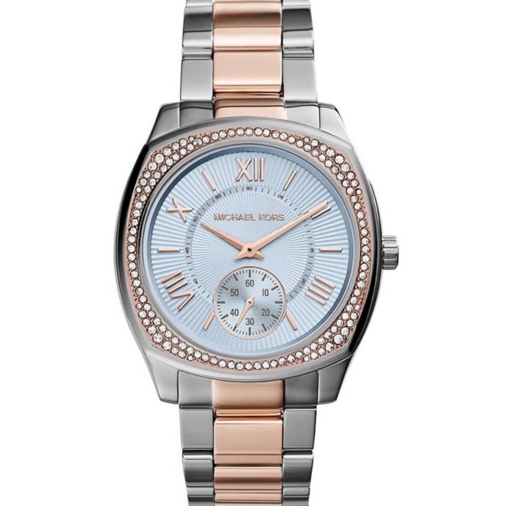 Brand new MICHAEL KORS watch.